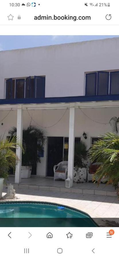 Palmita Hotel Hostel Oranjestad Exteriér fotografie