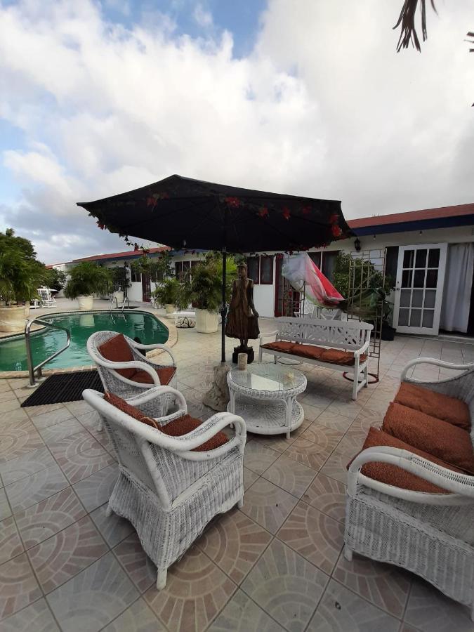 Palmita Hotel Hostel Oranjestad Exteriér fotografie